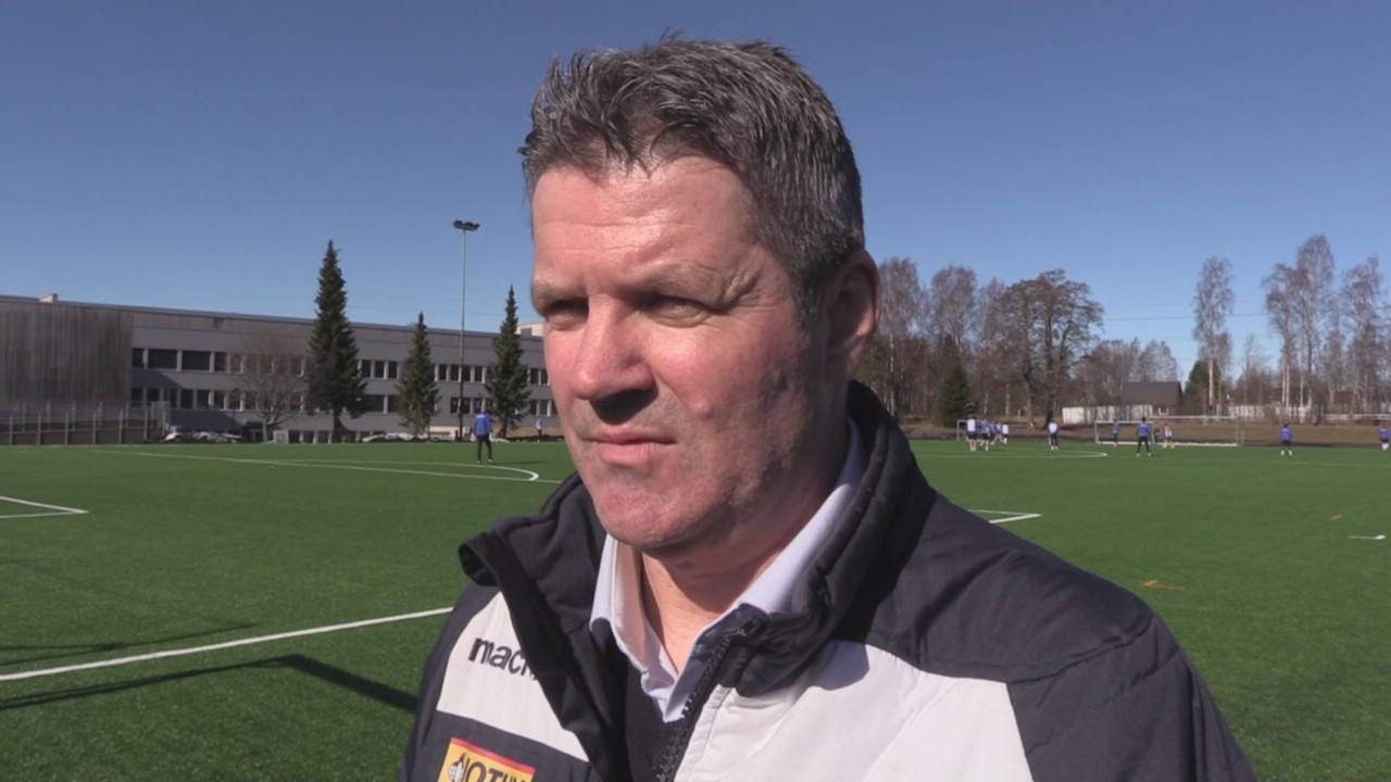 Nærmer seg folket spiller